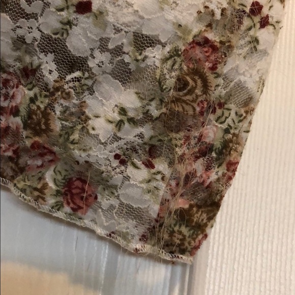 Costa Blanca White Lace Floral Cami Tank Top - Picture 4 of 5